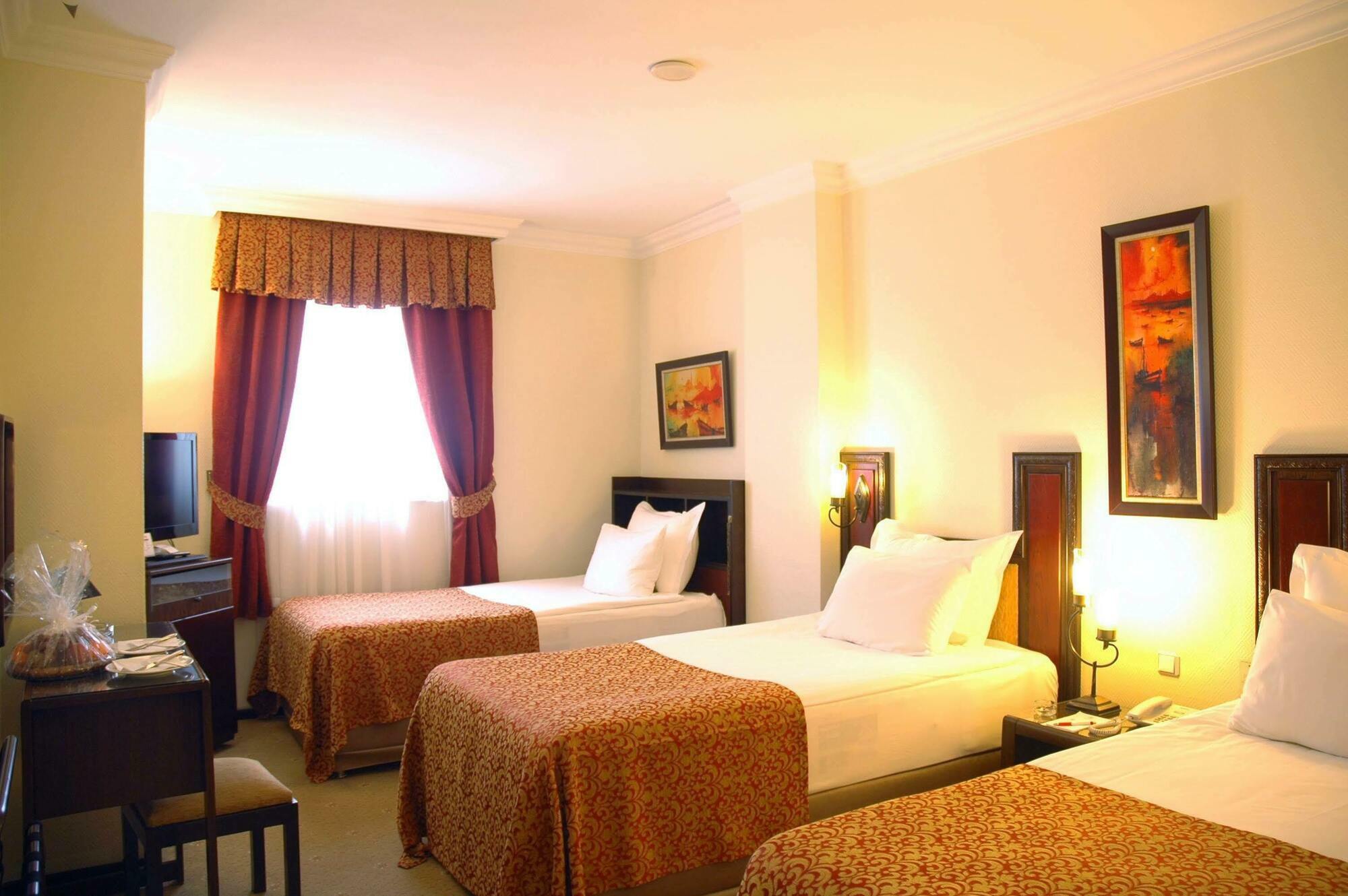 Guenes Hotel Merter Стамбул Экстерьер фото
